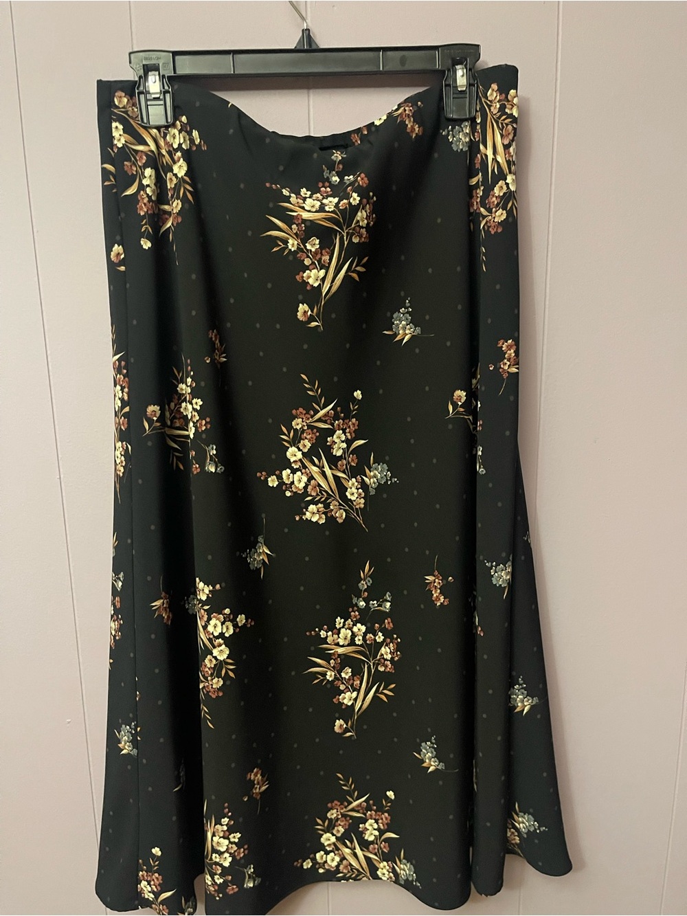 Laura Scott feminine Black Floral A-Line Midi Skirt with Yellow & Green Accents